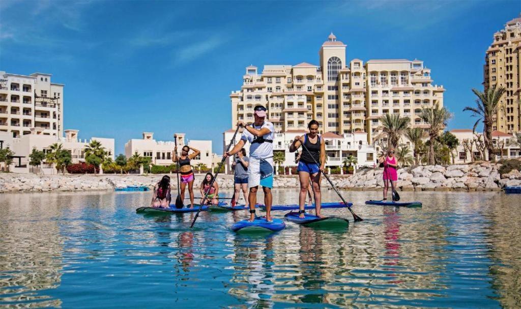 Luxurious Cozy With Pool Access Villa Ra’s al-Chaima