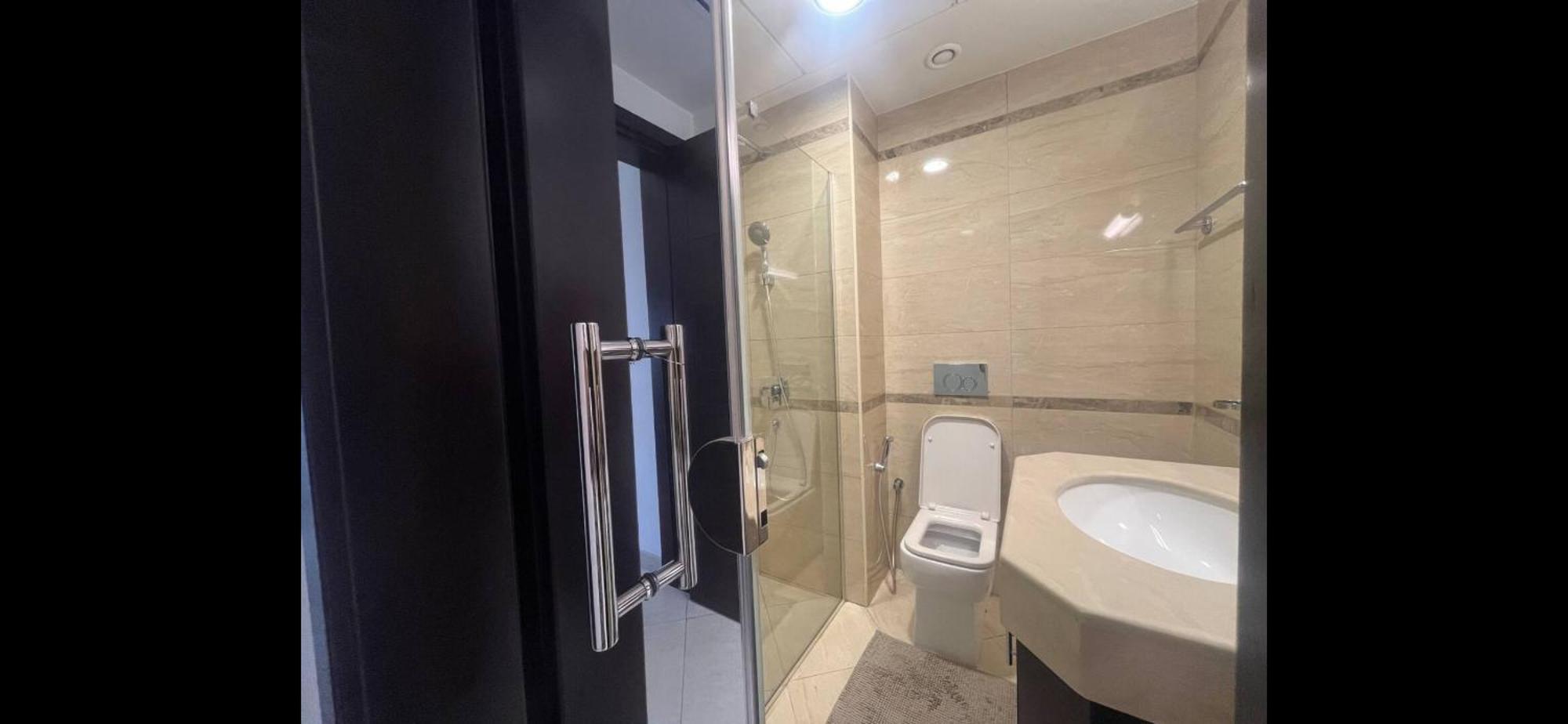 Luxurious Cozy With Pool Access * Ra’s al-Chaima